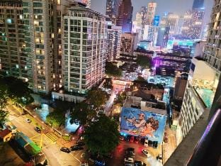 10 Jalan Alor Pavilion Bukit Bintang 2R2B 8 Pax Apartment in Federal Territory of Kuala Lumpur