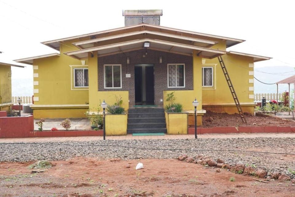 Breeze Valley Farm View  Villa in Mahabaleshwar