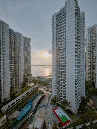 Danga Bay Cozy Seaview 2 Bed 4 Paxs  by One 9 Stay Apartment in Johor Bahru