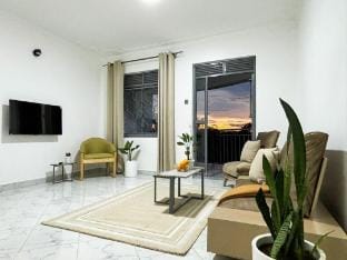 2 Bedroom Apart Palm-view Balcony & En-suite Baths Villa in Uganda