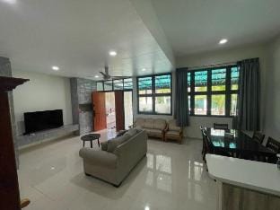 Rare Duplex Pool Villa In Town! Vacation rental in Kota Kinabalu