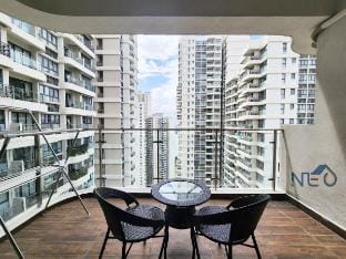 6Pax Family Suites/65" TV Country Garden Amberside Vacation rental in Johor Bahru