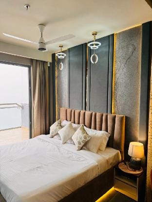 Mercurial Suite | 38 floor Apartment in Noida