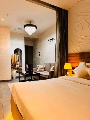 SkyView Serenity at Supernova |36th floor Apartment in Noida