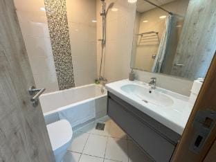 Panoramic marina Views - 2 BR Apartment in Dubai