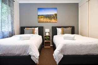 Doomben Ridge Farm House Vacation rental in Gold Coast