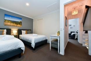 Doomben Ridge Farm House Vacation rental in Gold Coast