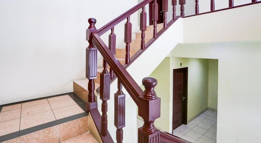 Hotel O Tangerang Near Supermall Karawaci  Formerly Bromo 18 Hotel in West Java