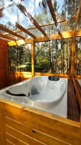 Libélula Glamping - Domo Quynza con jacuzzi Vacation rental in Cundinamarca, Colombia
