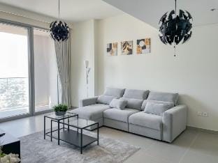 Incredible 1BHK in Downtown Apartment in Dubai