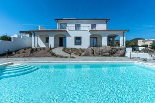 Villa Infinity by Wonderful Italy Villa in Pittulongu