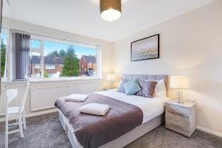 High Wycombe Home, Parking, ideal for Contractors! Vacation rental in High Wycombe