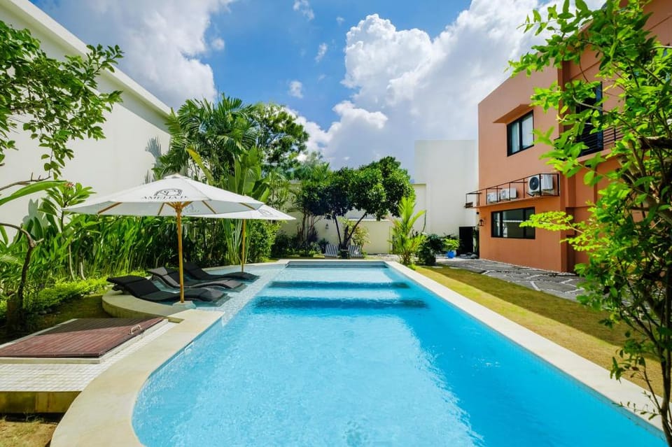 Amelia D. Art Deco Suites Hotel in Kuta