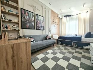City center luxury 150m2 aprt near Grand Mir hotel Apartment in Europe