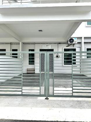 New Cozy 4-bedroom Terrace Home Vacation rental in Malacca