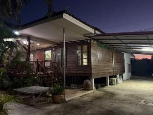 House in the Garden, Phitsanulok Province Vacation rental in Laos