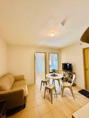 Casa Arabella - Iloilo Condo Apartment in Iloilo City