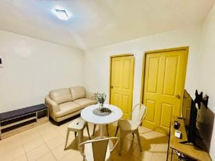 Casa Arabella - Iloilo Condo Apartment in Iloilo City