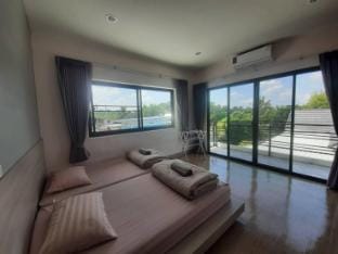 Niramitsook - Entire House Khao Yai Vacation rental in Laos
