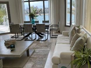 Elegant Villa on the Palm Villa in Dubai