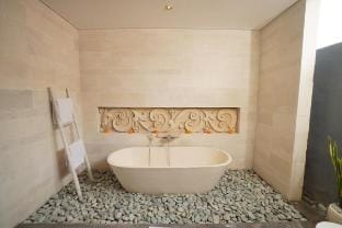 Cozy 3BR Villa Private Garden Vacation rental in North Kuta