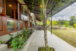 Cinnamon Plantation Villa in Ambalangoda Hikkaduwa Apartment in Southern Province