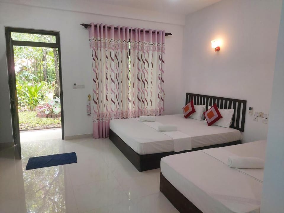 Nature bird paradise hotel Hotel in Dambulla