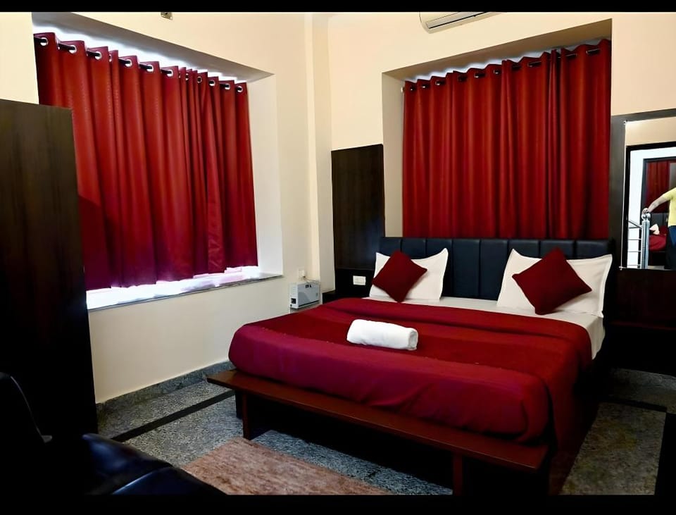 PLAY Hotel V3 Rishikesh Hotel in Rishikesh