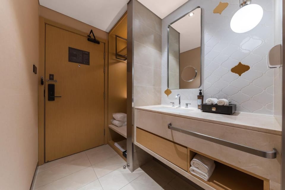 Crystal Hotel Shanghai The Bund Yu Garden Hotel in Shanghai