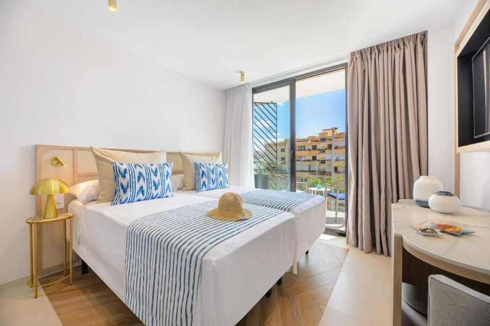 Hotel Vibra Yamm Urban -New Opening 2025 Hotel in Sant Antoni Portmany