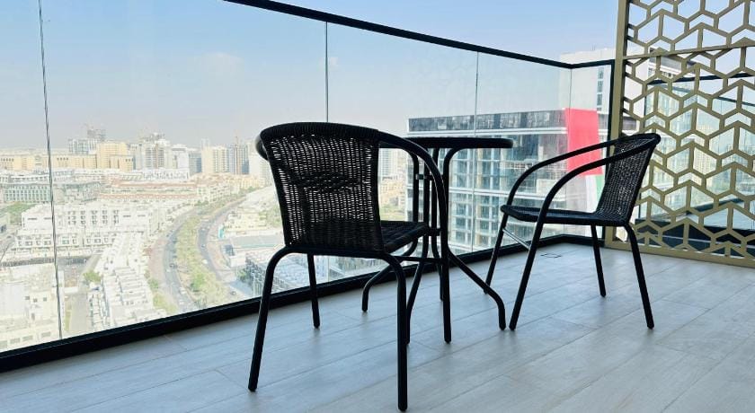 OYO HOME 1408 Standard 1bedroom Apartment Binghatti Emerald Bed and Breakfast in Dubai