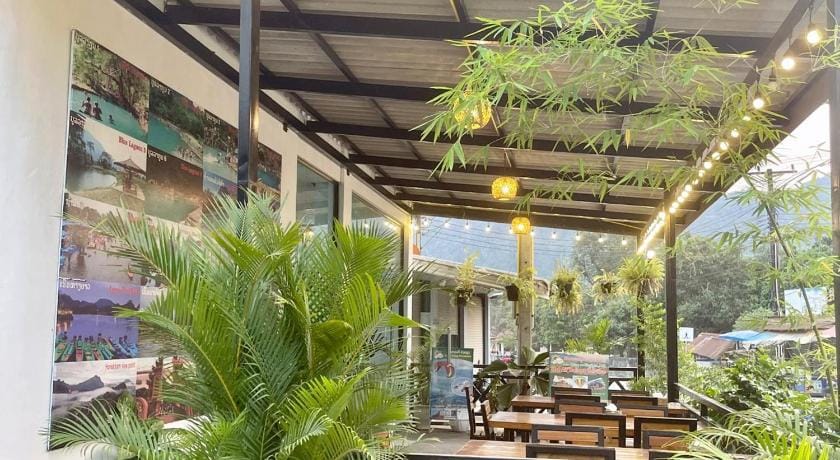 Smile Guesthouse Hotel in Vang Vieng