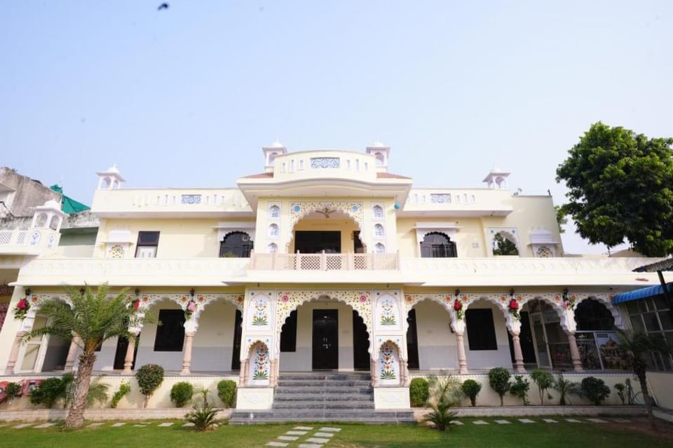 Aashirwad Haveli Bed and Breakfast in Rajasthan