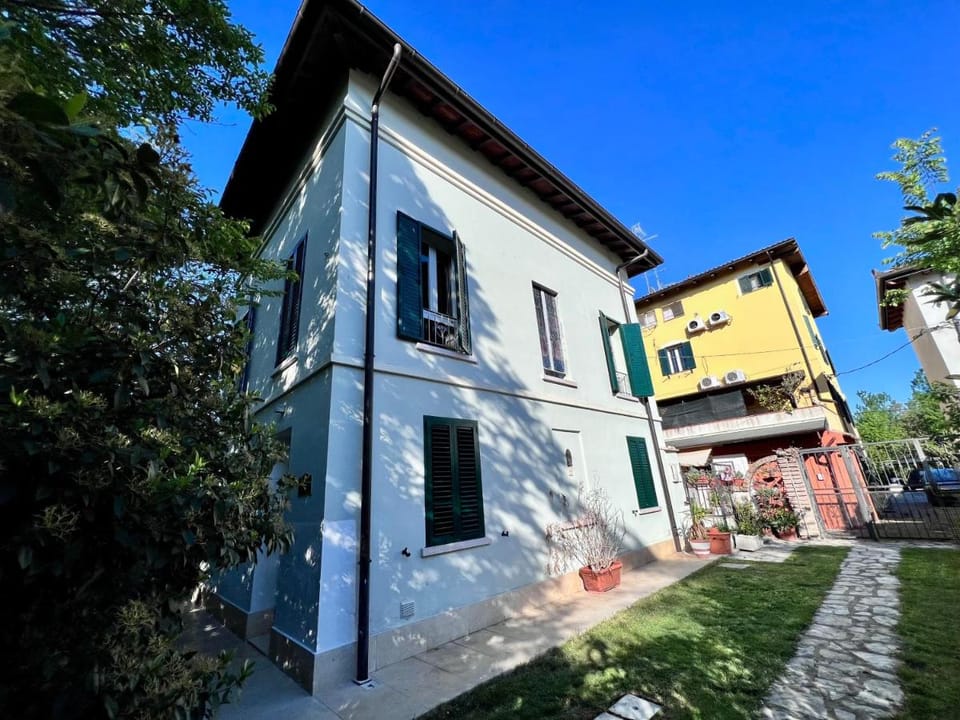 Villa San Cataldo primo piano Vacation rental in Modena