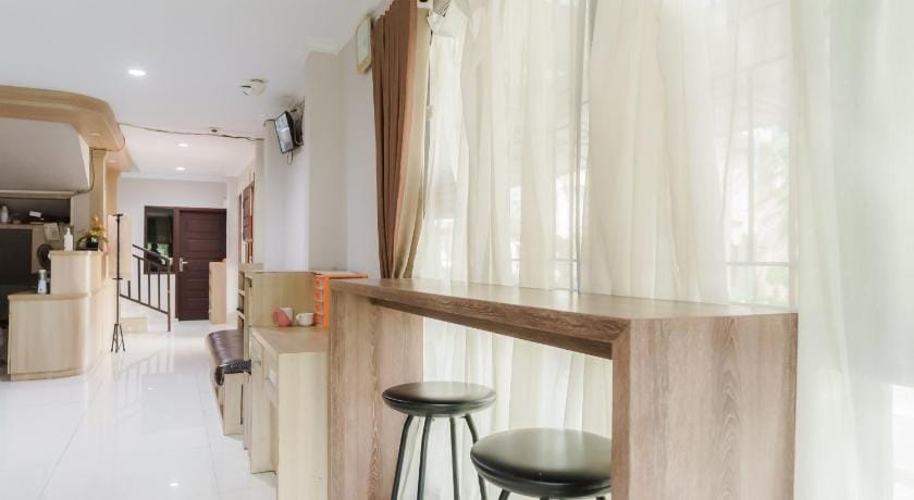 Urbanview Syariah Sweet Home Cikarang Hotel in West Java