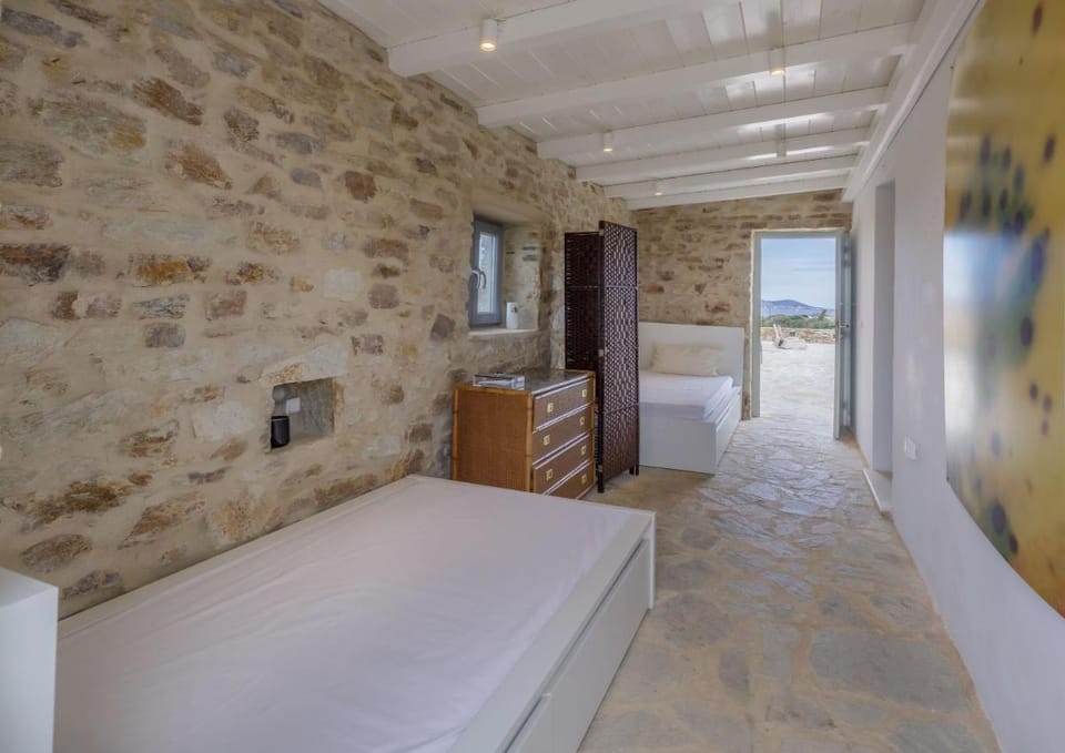The Gallery Home - Elegant Villa In Antiparos Villa in Decentralized Administration of the Aegean