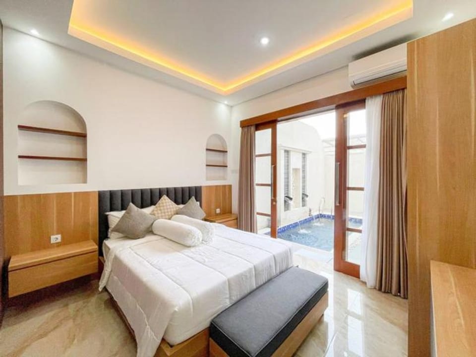 The Lavana Sahadewa Villa Kuta Sunset Villa in Kuta