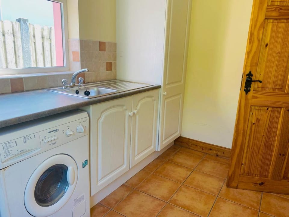 Convenient spacious 3 bedroom home in Kenmare town Vacation rental in Kenmare