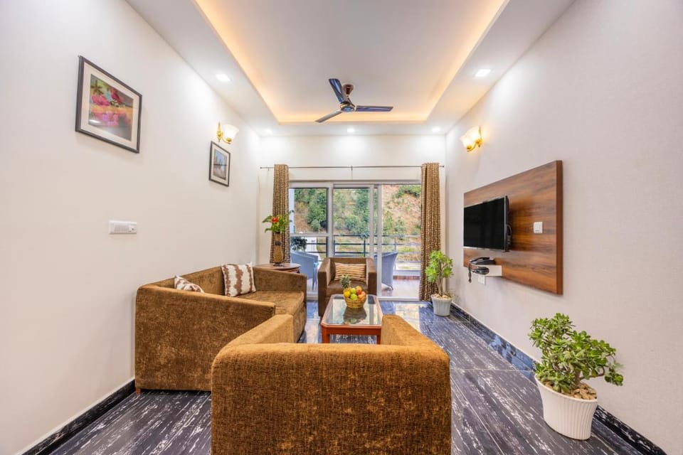 Kingdom Heartz by Alaya Stays Villa in Uttarakhand