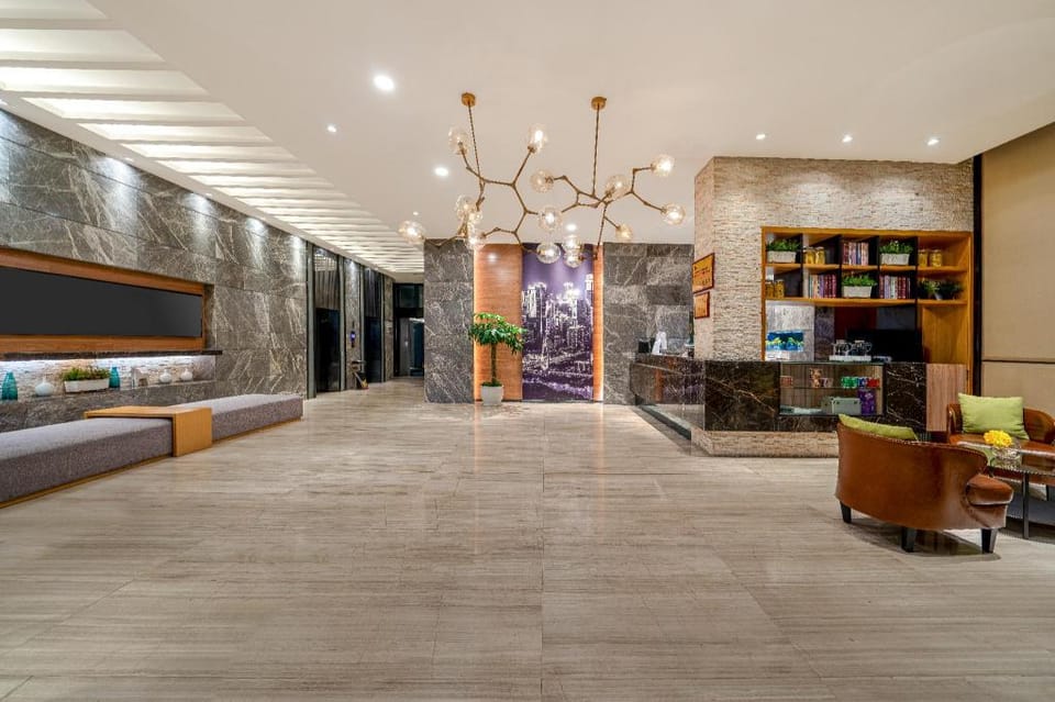 Shidai Tonghui Hotel -Longhu Times Tianjie Chongyi FuYi Hospital Branch Hotel in China