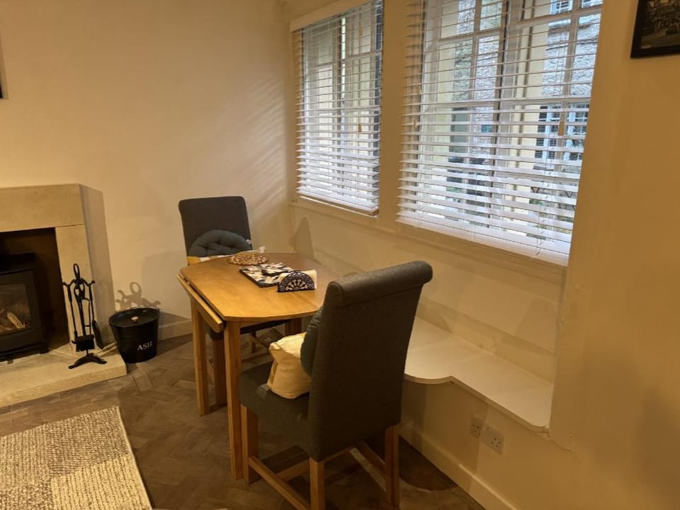 Little Priory Cottage Hotel in West Oxfordshire District