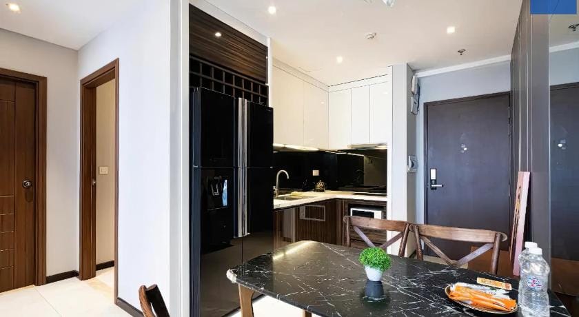 The Parkview Apartment  - Close TSN Airport Apartment in Ho Chi Minh City