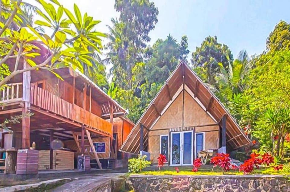 Rejeng Bungalow Near Gangga Waterfall Hotel in West Nusa Tenggara, Indonesia