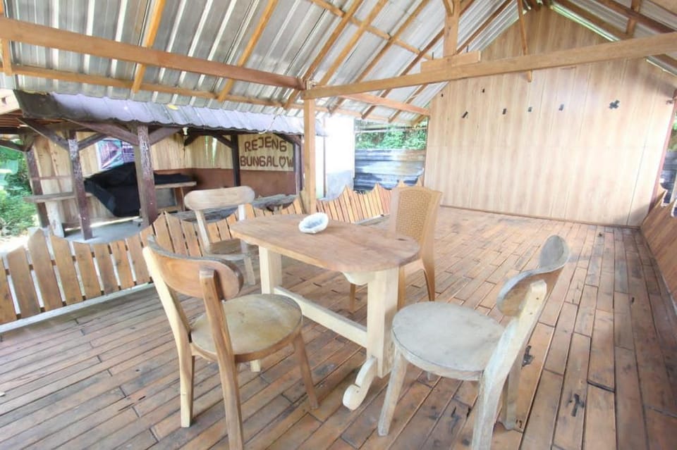 Rejeng Bungalow Near Gangga Waterfall Hotel in West Nusa Tenggara, Indonesia