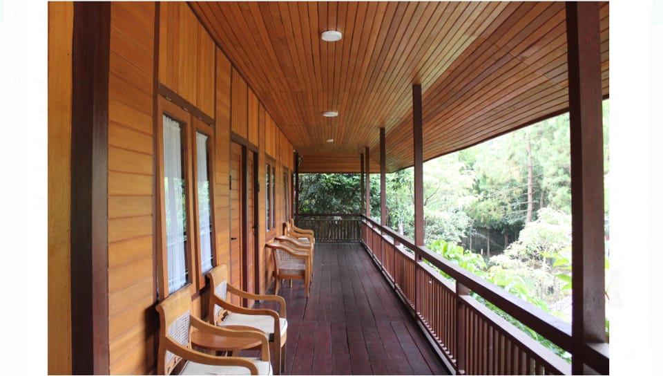 Emaki Almasoem Resort Syariah Hotel in Lembang