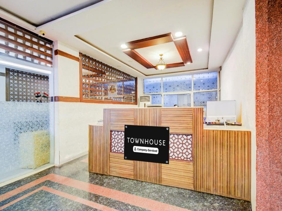 Super Townhouse Red Hills Lakdikapul Formerly Sitara Grand Hotel in Hyderabad