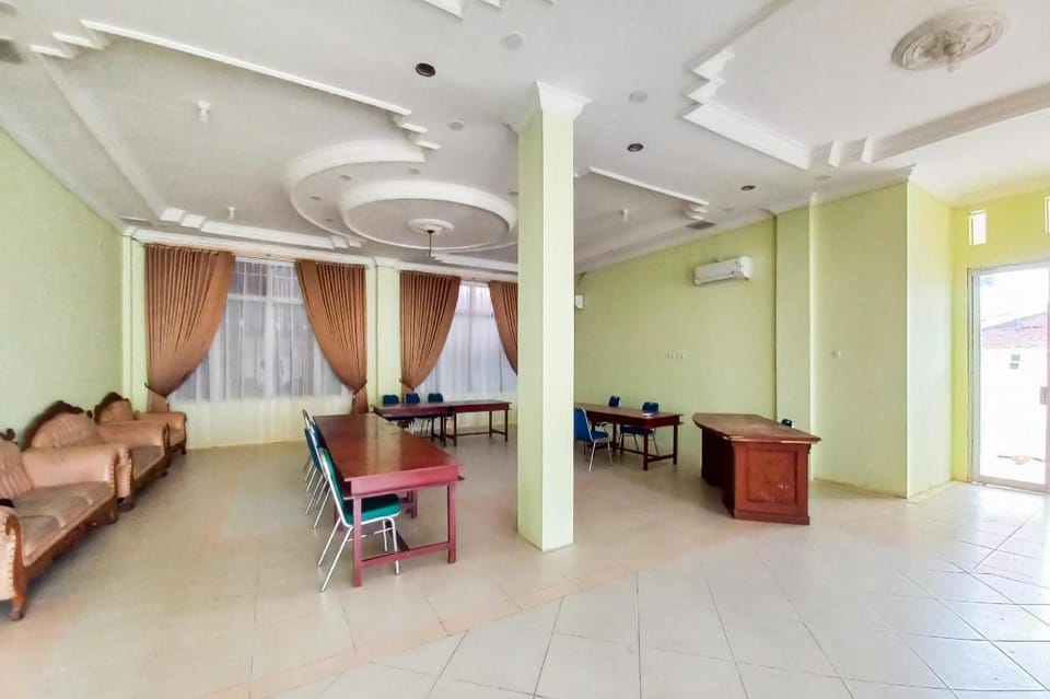 RedDoorz Syariah @ UIN Suska GuestHouse Hotel in West Sumatra, Indonesia
