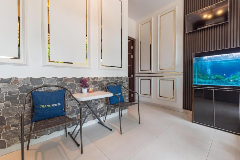 RedDoorz Plus Near SP Plaza Batu Aji Batam Hotel in Riau Islands, Indonesia