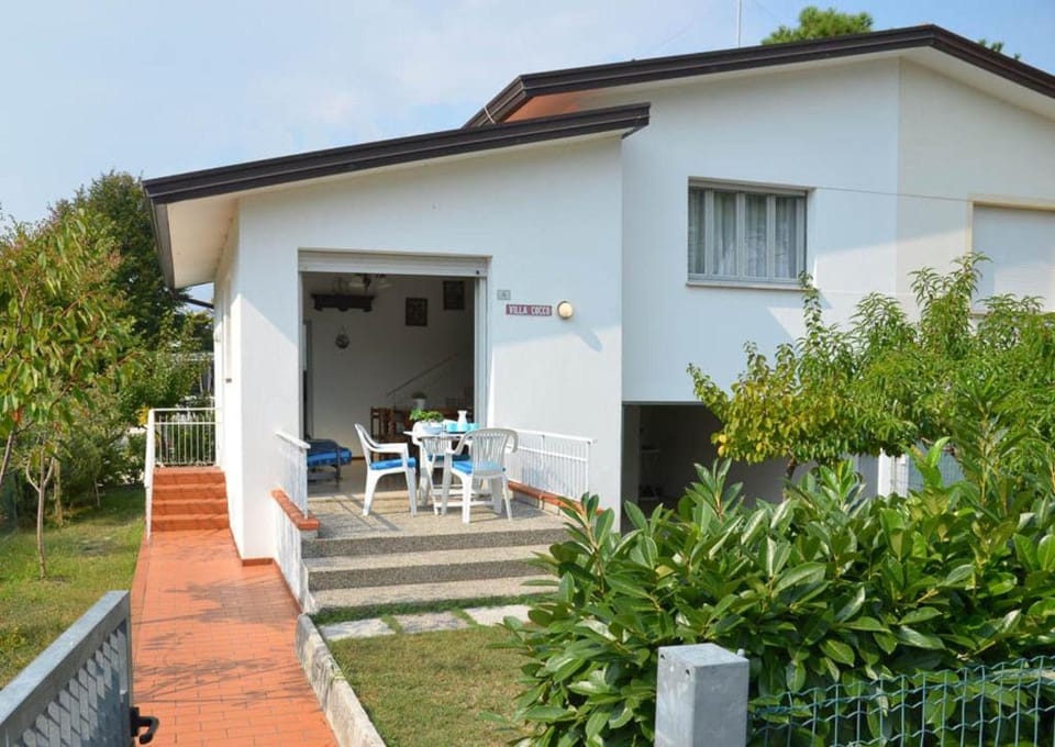 Apartment with private garden in a good location Apartment in Bibione