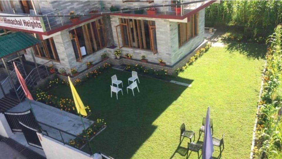 Himachal Heights Hotel in Manali